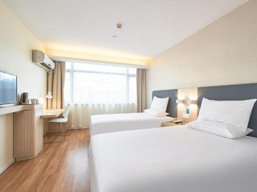 Hotel Hanting Hongqiao Airport Huqingping High Way