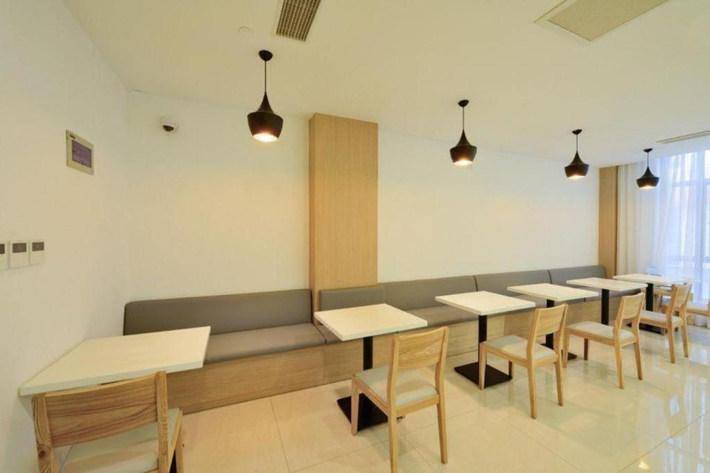 Hanting Hongqiao Airport Huqingping High Way Hotel Shanghai